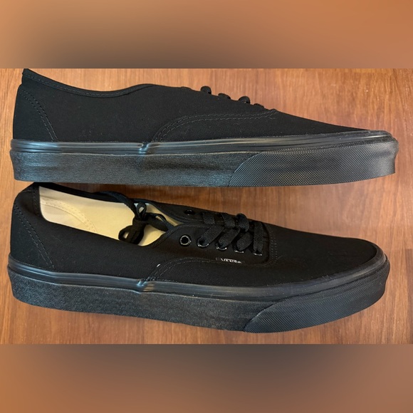 Vans Authentic Low-Top Shoes - Picture 4 of 8